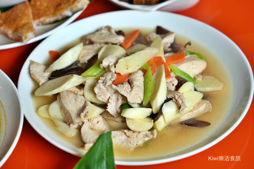 kiwi樂活食旅推薦嘉義景點.嘉義梅山美食雲境山城.梅山平價美食單點.合菜.套餐，近太平雲梯周邊美食.嘉義小吃.嘉義太平雲梯景點.陶藝體驗.竹筒烤茶體驗.咖啡體驗.嘉義一日遊.嘉義兩日遊.梅山景點.梅山美食