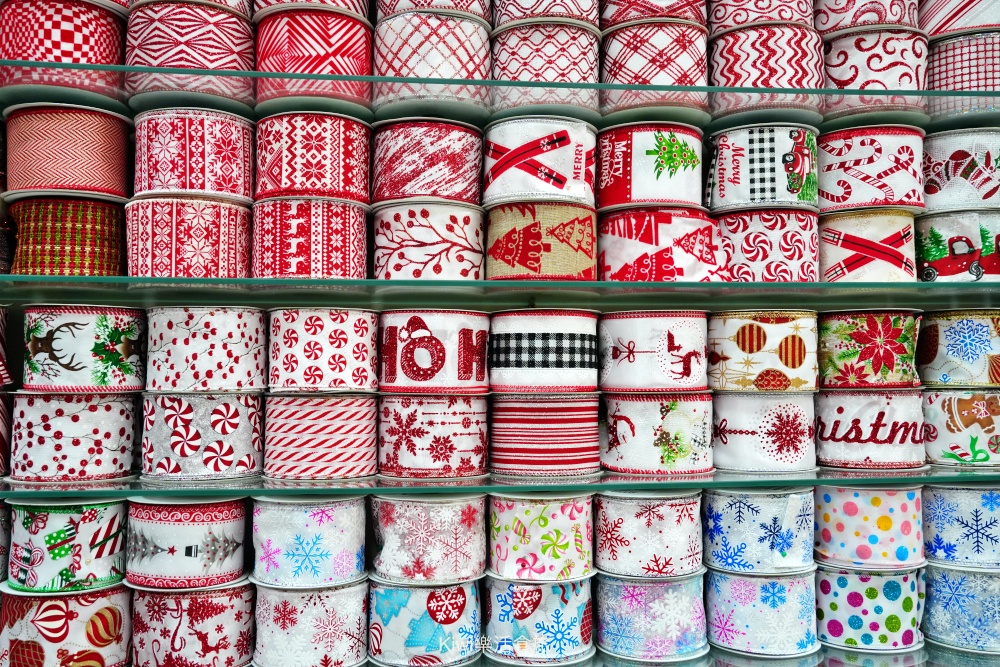 kiwi樂活食旅部落客推薦彰化鹿港緞帶王觀光工廠.彰化免費景點親子體驗DIY.夢幻緞帶隧道.童玩.互動專區.鹿港免費景點.鹿港美食