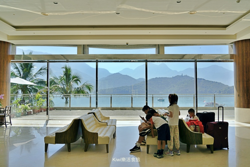 日月潭大淶閣飯店|南投住宿推薦180度環湖景色美爆!一泊二食24小時秒飛度假勝地 kiwi樂活食旅部落客推薦南投住宿推薦日月潭大淶閣飯店.南投住宿推薦180度環湖景色美爆.一泊二食24小時秒飛度假勝地.日月潭景點.日月潭美食