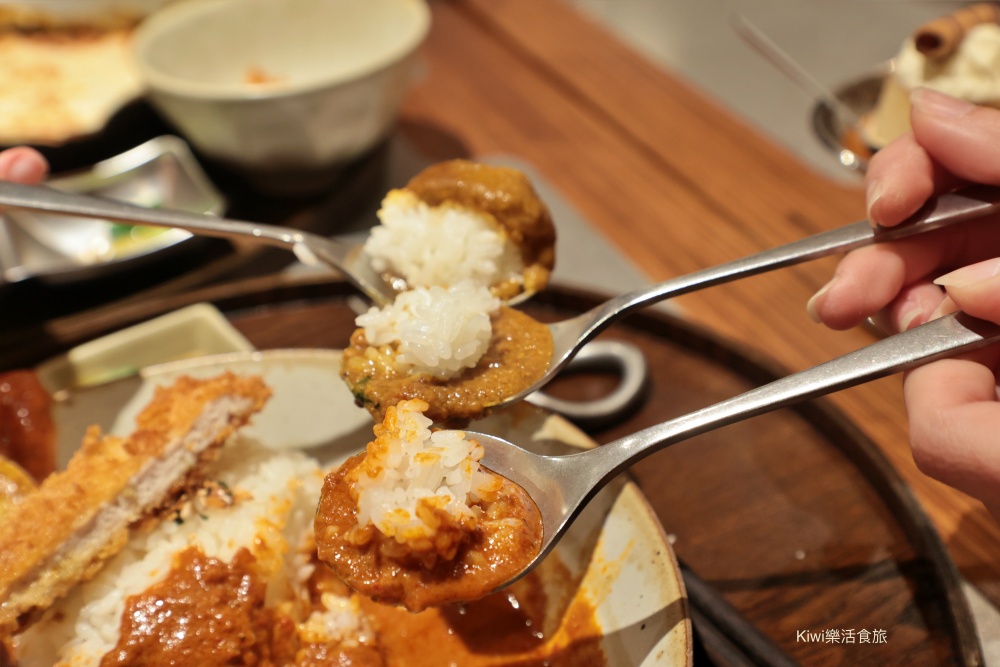 台中西屯茶嶋咖哩Chadau Curry逢甲店｜台中最美的咖哩飯，異國料理真棒！