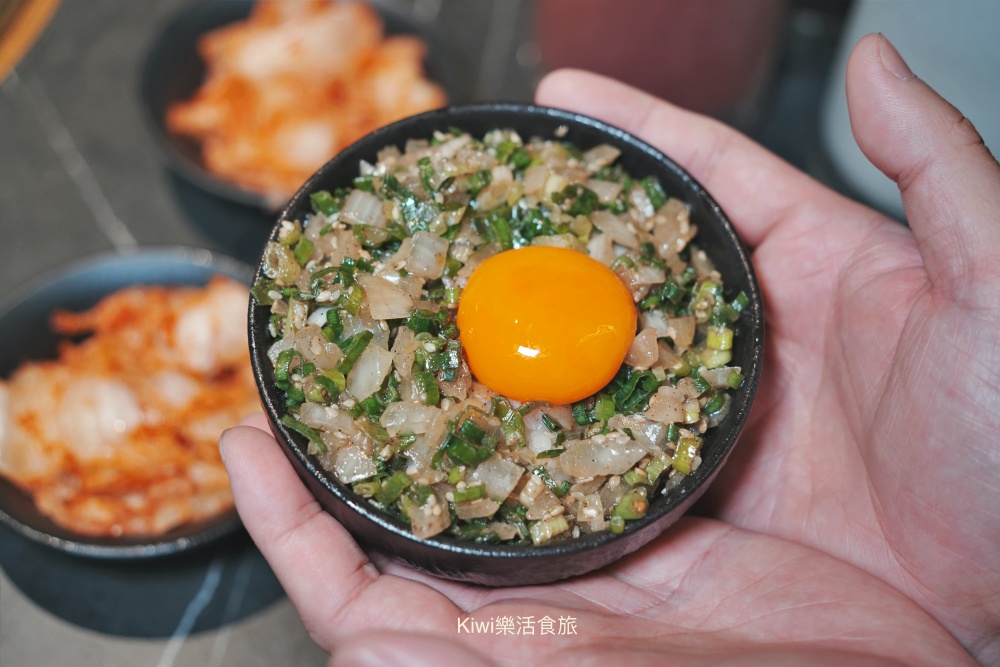 kiwi樂活食旅部落客推薦彰化脂本燒肉.彰化市超強燒肉推薦30cm幻切牛舌.逸品安格斯伊比利套餐.和牛.伊比利豬.安格斯牛.彰化市燒肉推薦.彰化聚會推薦.聚會餐廳推薦.燒肉.烤肉.彰化市.超值套餐