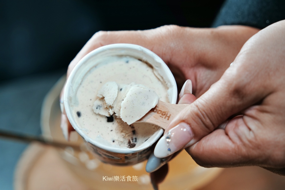 kiwi樂活食旅部落客推薦彰化脂本燒肉.彰化市超強燒肉推薦30cm幻切牛舌.逸品安格斯伊比利套餐.和牛.伊比利豬.安格斯牛.彰化市燒肉推薦.彰化聚會推薦.聚會餐廳推薦.燒肉.烤肉.彰化市.超值套餐