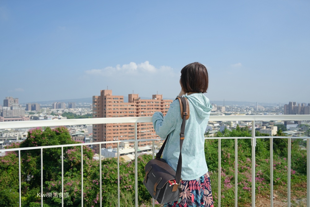 彰化市親子景點天空遊戲場|Tiffany藍色雲朵遊樂園,彰化網美必訪景點.私房景點.八卦山.天空步道.卦山村美學生活聚落週周邊景點 kiwi樂活食旅部落客推薦彰化市親子景點天空遊戲場.Tiffany藍色雲朵遊樂園,彰化網美必訪景點.私房景點.八卦山.天空步道.卦山村美學生活聚落週周邊景點.八卦山天空步道,彰化景點,彰化一日遊,網美必訪景點,彰化市區美景