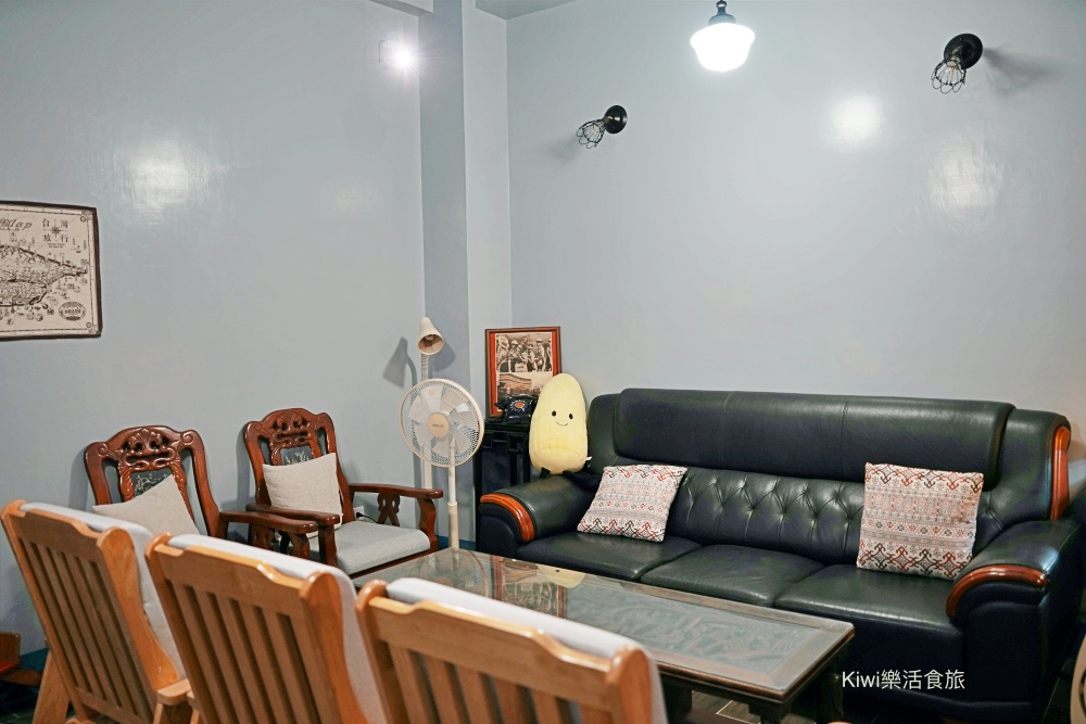 台南住宿推薦馬路楊宿屋｜台南中西區Maru Yang馬路楊宿屋，鄰近台南眾多銅板小吃，夜晚不無聊！