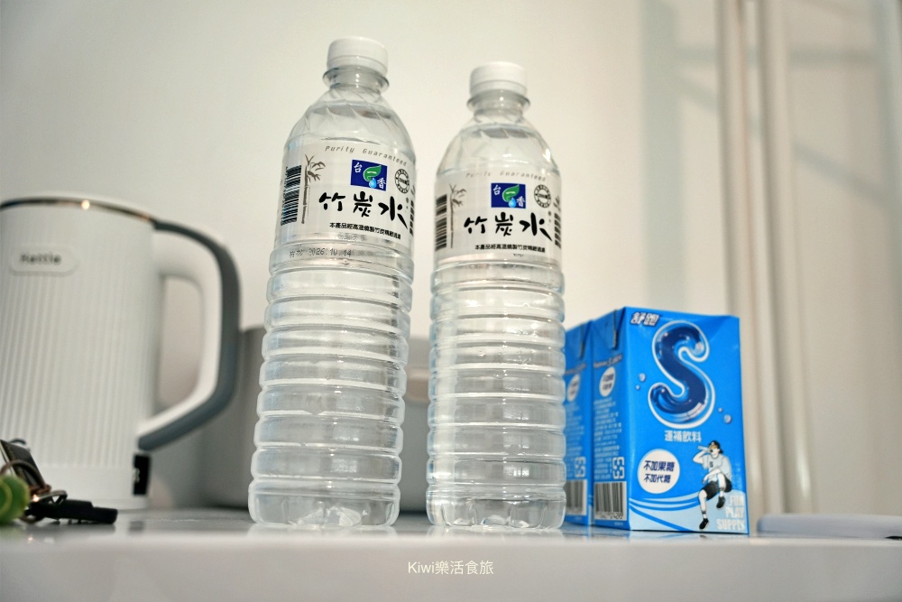 台南住宿推薦馬路楊宿屋｜台南中西區Maru Yang馬路楊宿屋，鄰近台南眾多銅板小吃，夜晚不無聊！