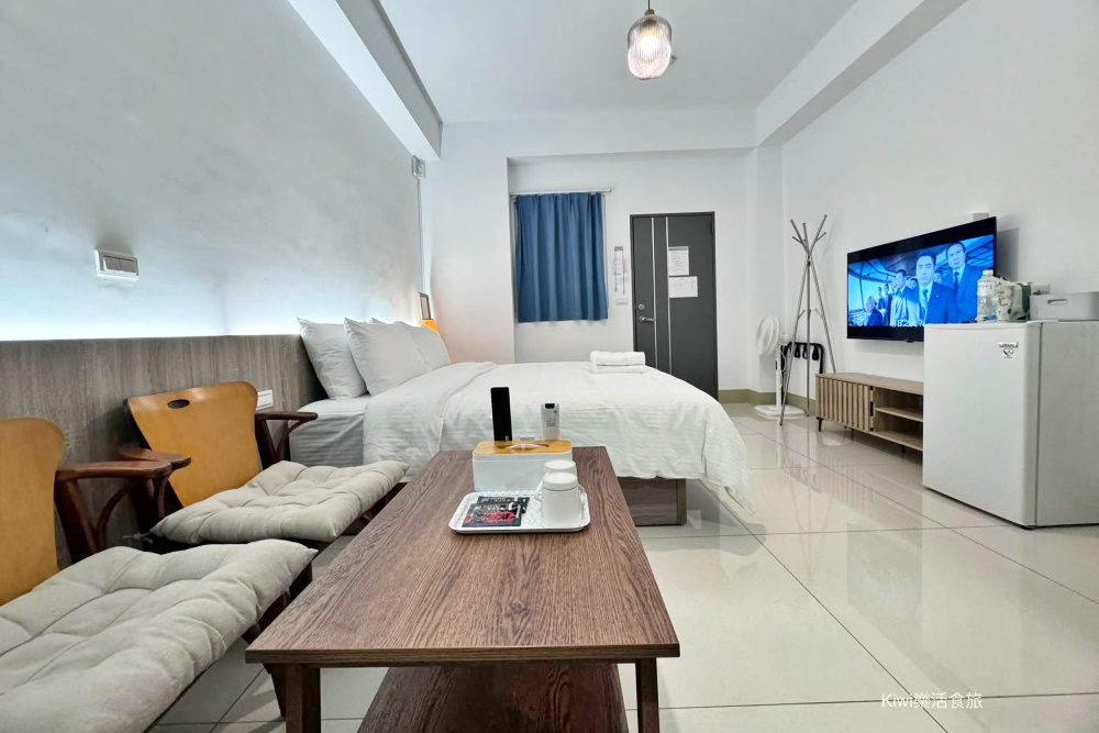台南住宿推薦馬路楊宿屋｜台南中西區Maru Yang馬路楊宿屋，鄰近台南眾多銅板小吃，夜晚不無聊！