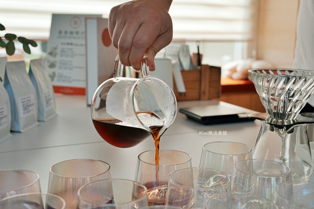 跟著台中必買瑪莎拉手工餅舖野餐趣｜台中海線最強伴手禮。手工餅乾界的愛馬仕，想買伴手禮台中餅乾禮盒超推薦～