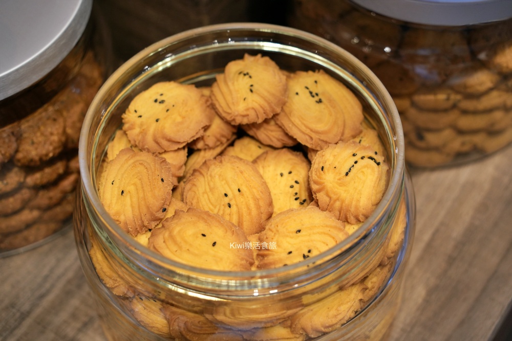 跟著台中必買瑪莎拉手工餅舖野餐趣｜台中海線最強伴手禮。手工餅乾界的愛馬仕，想買伴手禮台中餅乾禮盒超推薦～