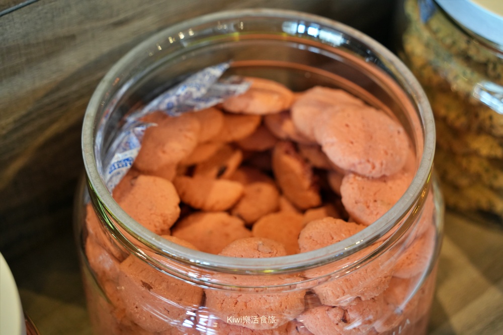 跟著台中必買瑪莎拉手工餅舖野餐趣｜台中海線最強伴手禮。手工餅乾界的愛馬仕，想買伴手禮台中餅乾禮盒超推薦～