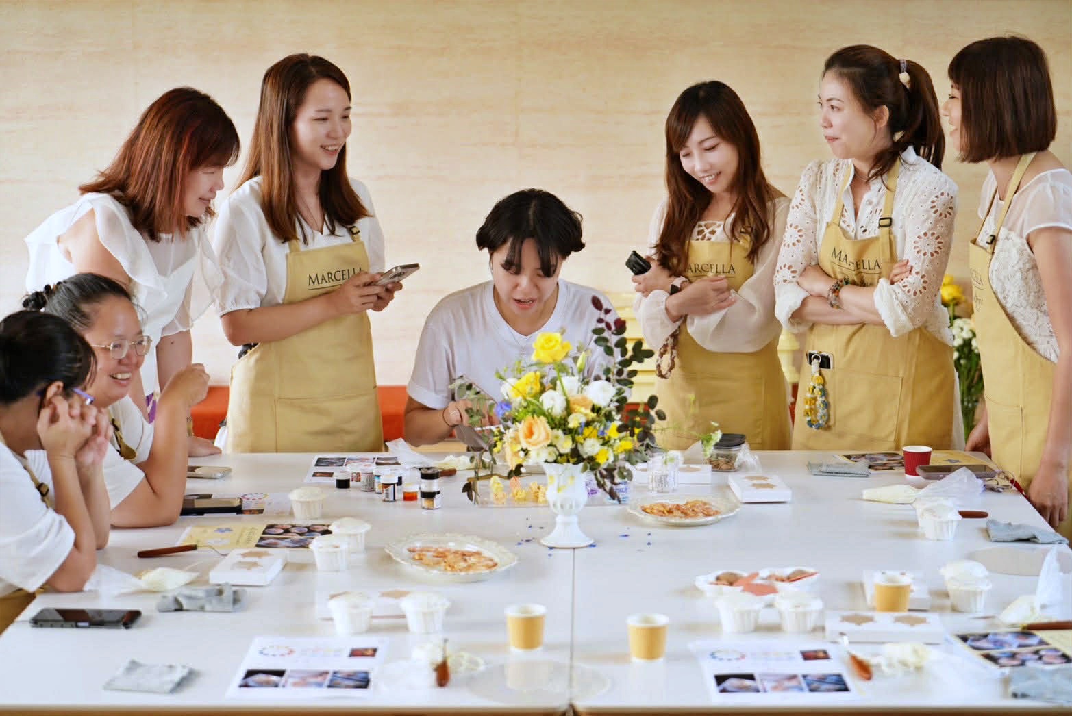 跟著台中必買瑪莎拉手工餅舖野餐趣｜台中海線最強伴手禮。手工餅乾界的愛馬仕，想買伴手禮台中餅乾禮盒超推薦～