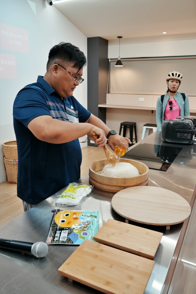 彰化秀水田野騎旅,妞妞果園火龍果.百香果超推、台灣稻米達人愷式好米御飯糰讚、秀水有機轉型園區與採摘.產地到餐桌幸福滋味~ 彰化秀水田野騎旅,妞妞果園火龍果.百香果超推、台灣稻米達人愷式好米御飯糰讚、秀水有機轉型園區與採摘.產地到餐桌幸福滋味~