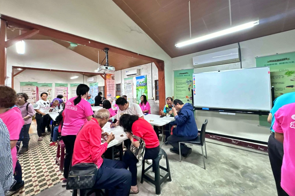 彰化秀水田野騎旅,妞妞果園火龍果.百香果超推、台灣稻米達人愷式好米御飯糰讚、秀水有機轉型園區與採摘.產地到餐桌幸福滋味~ 彰化秀水田野騎旅,妞妞果園火龍果.百香果超推、台灣稻米達人愷式好米御飯糰讚、秀水有機轉型園區與採摘.產地到餐桌幸福滋味~