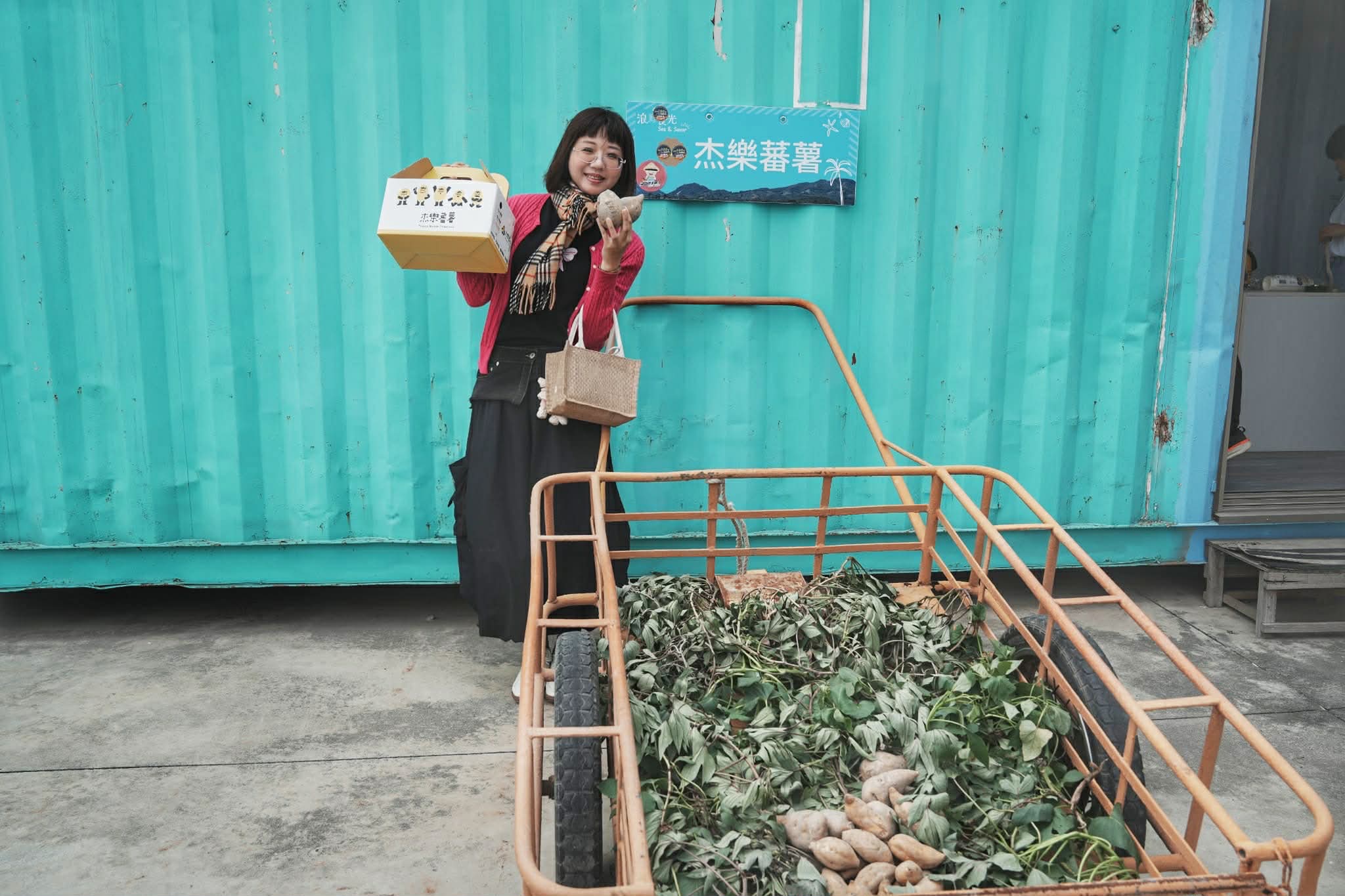 kiwi樂活食旅部落客推薦雲林口湖走讀小日月潭椬梧滯洪池.口湖景點成龍濕地藝術季.雲林100碗杰樂蕃薯園挖地瓜.漫遊雲林一日.口湖景點.口湖美食.雲林美食.雲林景點