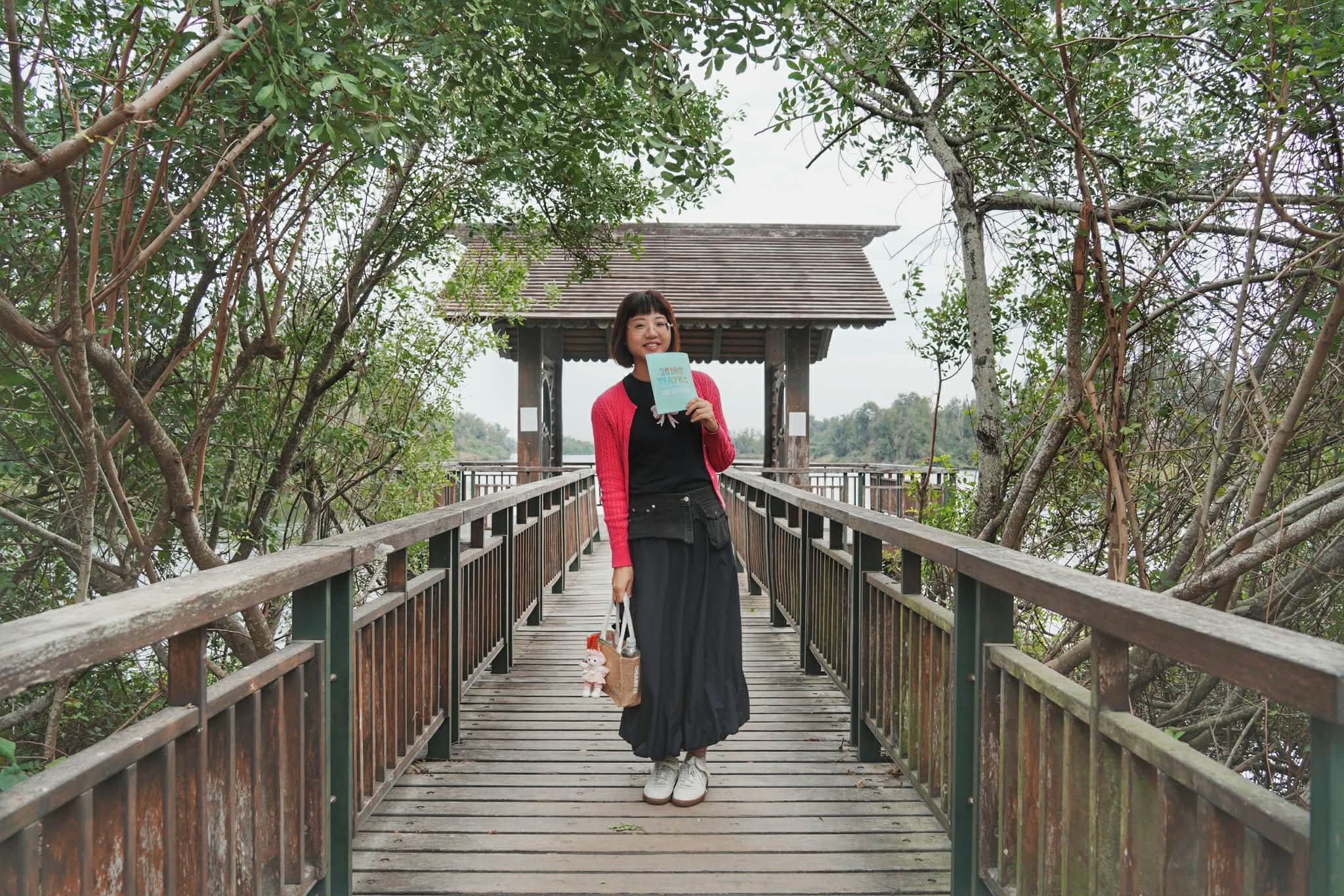 kiwi樂活食旅部落客推薦雲林口湖走讀小日月潭椬梧滯洪池.口湖景點成龍濕地藝術季.雲林100碗杰樂蕃薯園挖地瓜.漫遊雲林一日.口湖景點.口湖美食.雲林美食.雲林景點