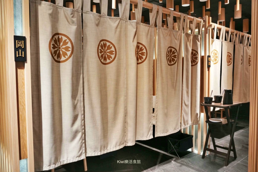 kiwi樂活食旅推薦台中西屯匠極緻鍋物.台中火鍋推薦花膠雞湯海饌奢華海陸四人饗宴.台中聚餐首選.台中火鍋推薦.台中餐廳推薦.新天地.西屯美食.台中美食.西屯火鍋推薦.台中市政府周邊美食.台中聚會餐廳.豪華海鮮料理