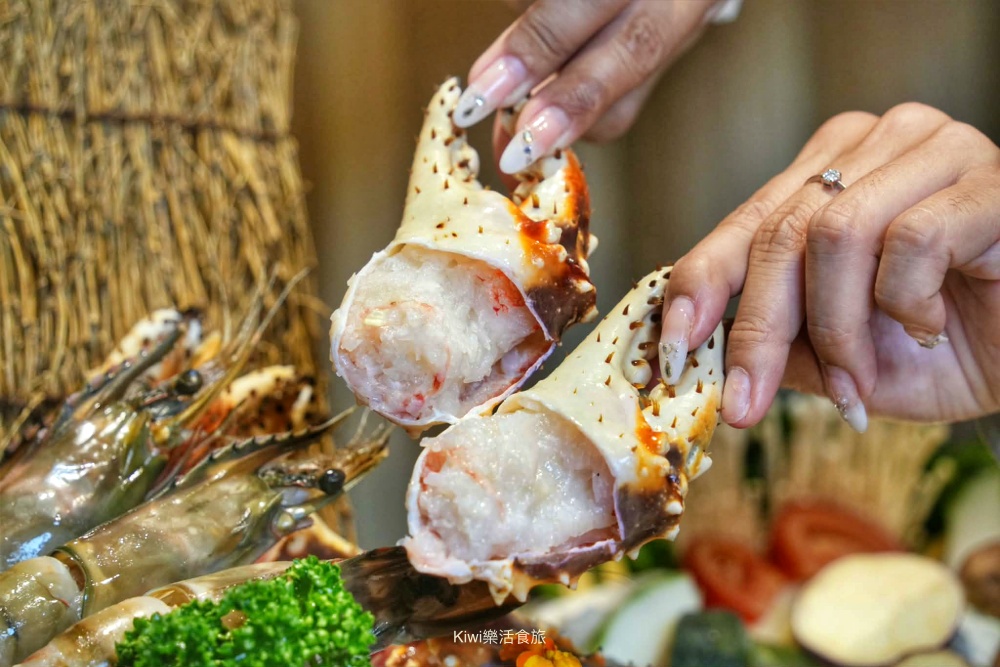 kiwi樂活食旅推薦台中西屯匠極緻鍋物.台中火鍋推薦花膠雞湯海饌奢華海陸四人饗宴.台中聚餐首選.台中火鍋推薦.台中餐廳推薦.新天地.西屯美食.台中美食.西屯火鍋推薦.台中市政府周邊美食.台中聚會餐廳.豪華海鮮料理