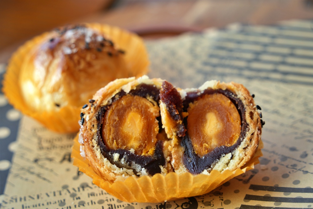 彰化田中橙義製研所｜黃金田燒餅、超強鹽之花蛋黃酥、潘納朵尼義大利水果麵包，吃過都豎起大拇指！南彰化扛霸子，彰化伴手禮推薦橙義，限量手工製作請儘早預約