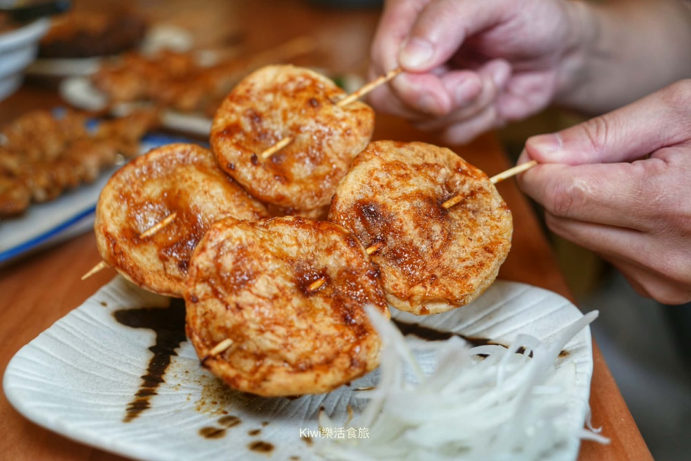 員林橙月串燒｜串燒搭獨門醬汁超美味，吃燒烤來微醺夜！每日9:00後，沖繩生啤以杯換杯.續杯第二杯起只要$88，配燒烤吃也推薦淋麵美食、炙燒料理，員林宵夜很Chill