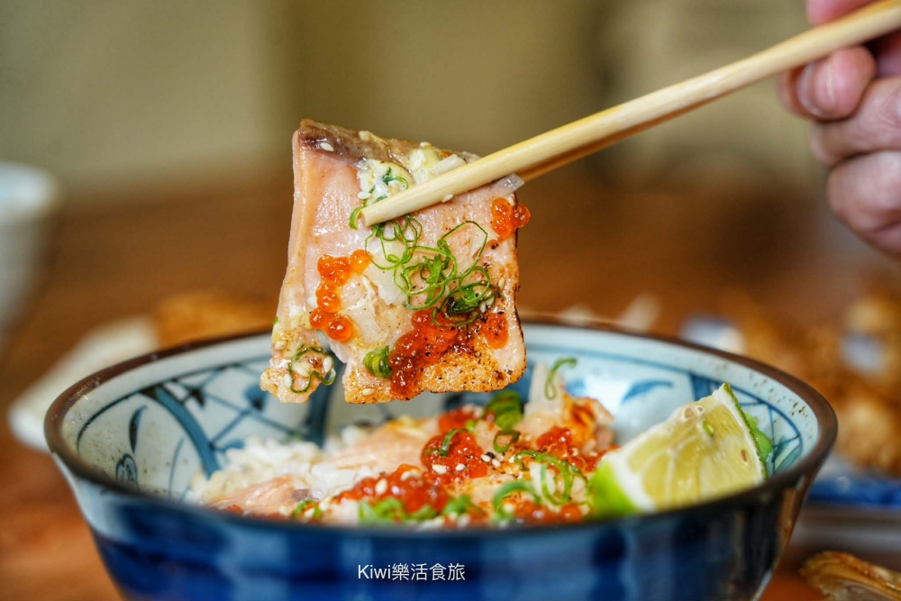 員林橙月串燒｜串燒搭獨門醬汁超美味，吃燒烤來微醺夜！每日9:00後，沖繩生啤以杯換杯.續杯第二杯起只要$88，配燒烤吃也推薦淋麵美食、炙燒料理，員林宵夜很Chill