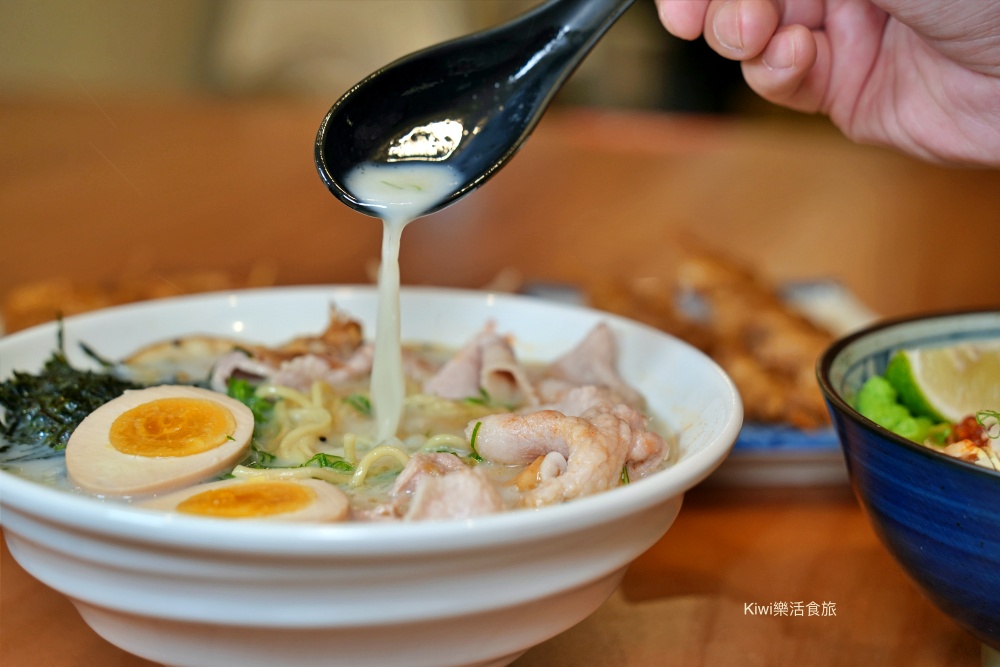 員林橙月串燒｜串燒搭獨門醬汁超美味，吃燒烤來微醺夜！每日9:00後，沖繩生啤以杯換杯.續杯第二杯起只要$88，配燒烤吃也推薦淋麵美食、炙燒料理，員林宵夜很Chill