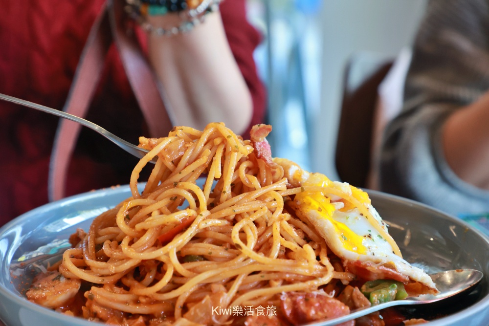 台中西區Gohome食研室|台中早午餐義大利麵,太陽拿坡里義大利麵、GoHome 漢堡排早午餐.公益路市民廣場.草悟道周邊美食 kiwi樂活食旅部落客推薦台中美食,台中早午餐,西區美食,草悟道早午餐,Gohome食研室,台中早午餐,草悟道周邊美食,公益路市民廣場周邊美食