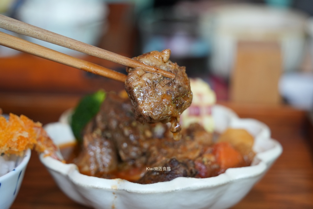 kiwi樂活食旅部落客推薦南投埔里築樂珈琲ㄡ彷彿瞬間置身日本京都的絕美祕境，預約制埔里美食,南投美食,南投景點,埔里景點 ,南投下午茶,埔里下午茶,南投咖啡廳,埔里咖啡廳