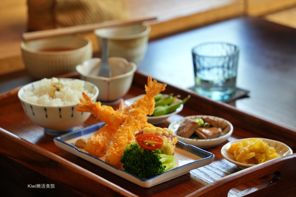 kiwi樂活食旅部落客推薦南投埔里築樂珈琲ㄡ彷彿瞬間置身日本京都的絕美祕境，預約制埔里美食,南投美食,南投景點,埔里景點 ,南投下午茶,埔里下午茶,南投咖啡廳,埔里咖啡廳