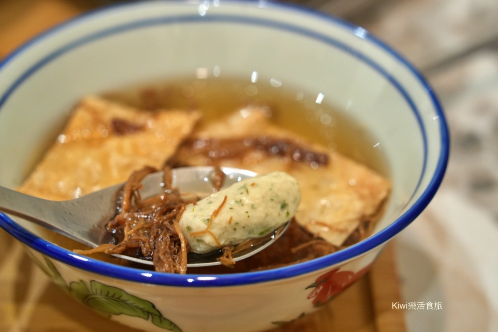 彰化素食熱浪小島|彰化南洋創意蔬食料理,彰化最溫柔的蔬食地圖,近彰化永樂商圈美食 彰化素食熱浪小島|彰化南洋創意蔬食料理,彰化最溫柔的蔬食地圖,近彰化永樂商圈美食