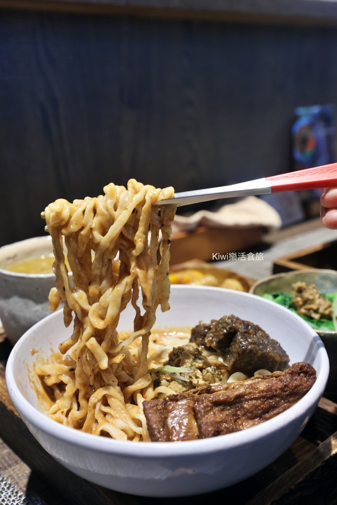 kiwi樂活食旅部落客推薦員林美食釀善三津制麵.素食.蔬食.員林素食推薦.套餐.單點