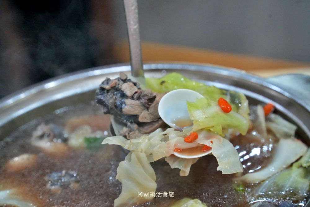 台中大祥海鮮燒鵝餐廳｜台中必吃海鮮餐廳，限時優惠五星主廚澎湃桌菜6人套餐含鮑魚.燒鵝.鮮蝦粥(優惠到4月底)