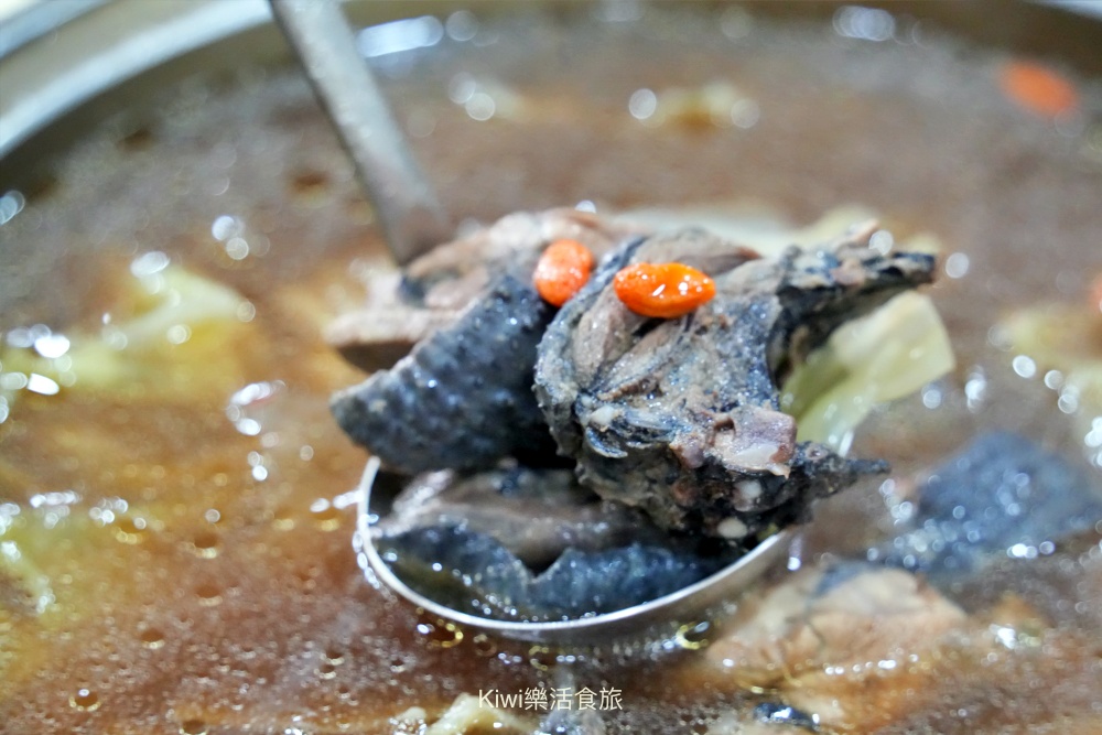 台中大祥海鮮燒鵝餐廳｜台中必吃海鮮餐廳，限時優惠五星主廚澎湃桌菜6人套餐含鮑魚.燒鵝.鮮蝦粥(優惠到4月底)