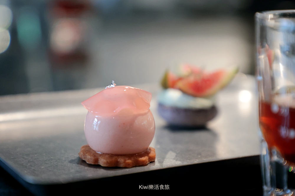 台中南區咖啡Mizukaffa|這巷弄太扯!隱身南和路的咖啡 Fine Dining,1.2小時職人手沖饗宴,台中最神祕的預約制咖啡館。 kiwi樂活食旅部落客推薦台中美食,台中咖啡,台中咖啡館,台中咖啡推薦,Mizukaffa手沖咖啡,台中南區咖啡,隱藏版咖啡館,南區隱藏咖啡,預約制咖啡,台中下午茶