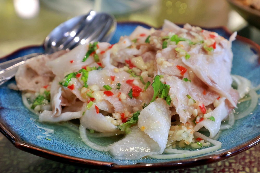 kiwi樂活食旅部落客推薦彰化市美食,彰化美食,彰化泰式料理,普吉島泰緬料理,泰式料理,彰化市火車站周邊美食,陳陵路美食,永樂商圈周邊美食,彰化孔廟美食,彰化木瓜牛奶大王,彰化市餐廳