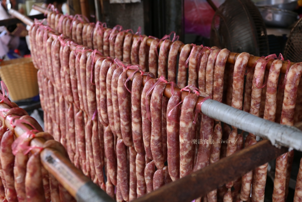 彰化爌肉飯｜阿時爌肉飯，百年老店民權市場裡，在地人早餐推風味手工香腸、爌肉飯、燉露